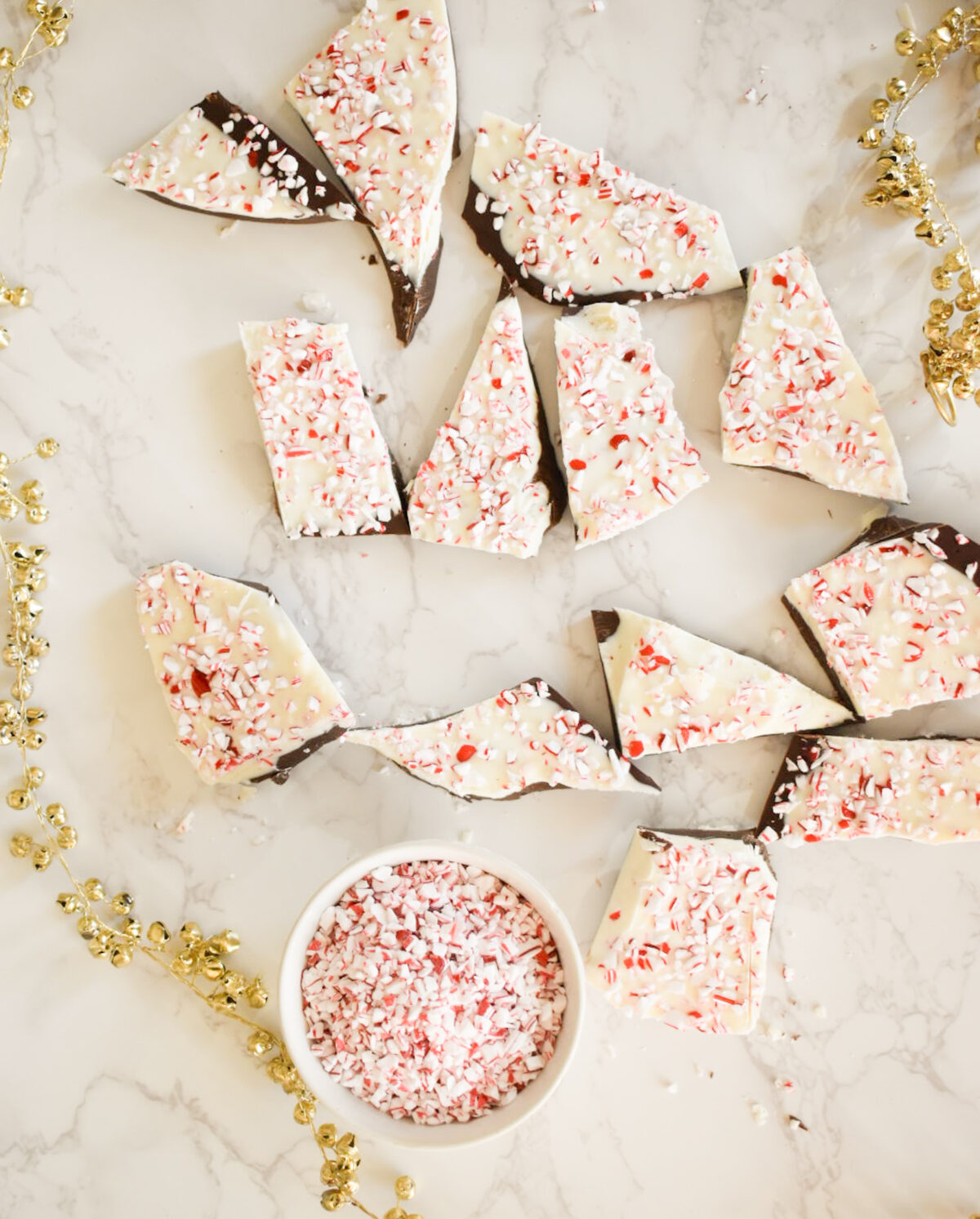 The Easiest 3-Ingredient Peppermint Bark Recipe
