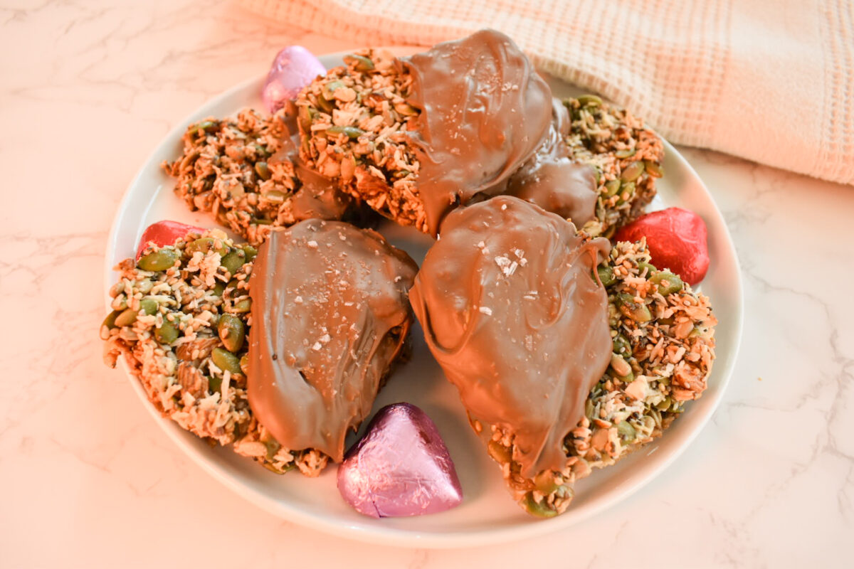 Healthy Homemade Nut and Seed Energy Bars Recipe
