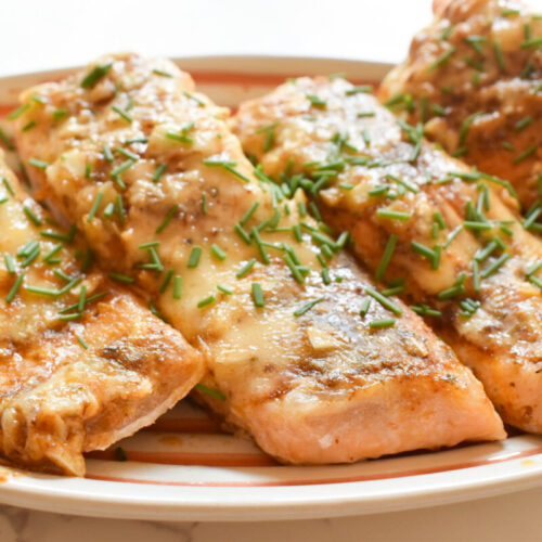baked salmon topped with garlic lime mayo