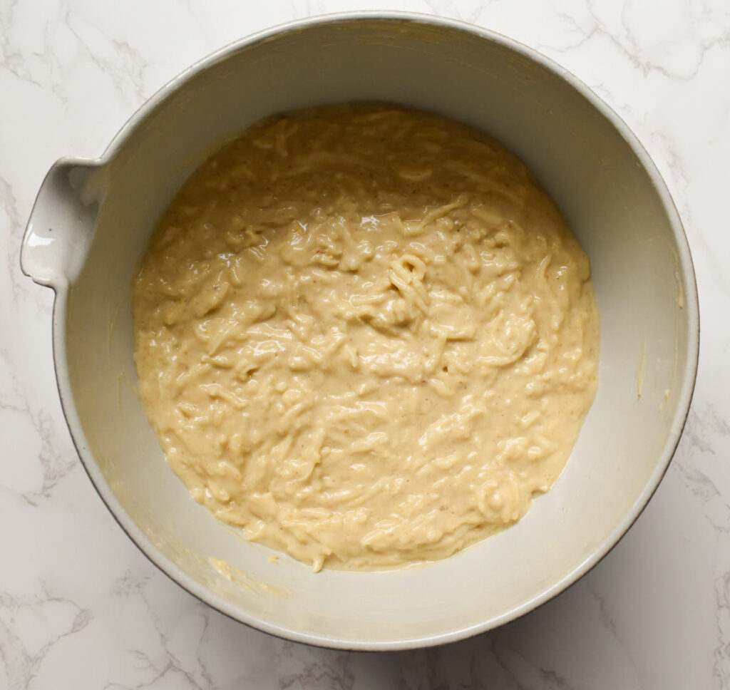 apple honey cake batter
